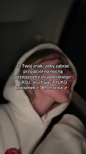 Zanurz się w nocną przejażdżkę z przyjaciółmi