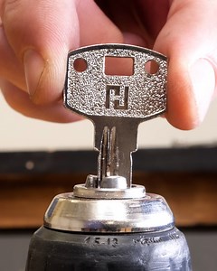 37K views · 57 reactions | Smart Wire Hacks | Crafty Panda How | Facebook