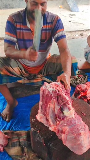 Super Slice #fbreelsvideo #reels #skill #beef #foodprocessor #KitchenHack #foodiesofinstagram #cookiesofinstagram #kitchenlife #cookingchannel | Social Outlet