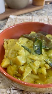 49K views · 454 reactions | Chembu- Eddo, Taro Stew. ചേമ്പ് വെച്ചു രുചിയൂറും സുഗന്ധമുള്ള ഒരു സ്റ്റ്യൂ, അടിപൊളി, enjoy! #chembu #taro #eddo #keralafood #keralarecipes #potatostew #malayalam #cookingvideo #coconutmilk #easyrecipe #vegetarian #southindianfood #malayali | Cooking with Thas | Facebook