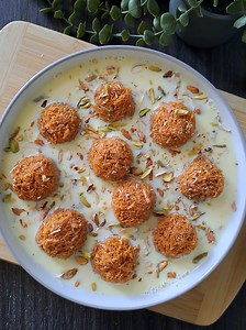 Delicious Eid Dessert: Vermicelli Balls with Milk Custard