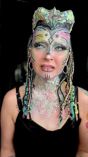 #rainbowmakeup #creativemakeup #mohawk #lipsync