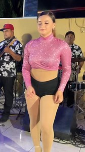 #RyanReynolds #trainingcamp #GigiHadid | 503 Campirano