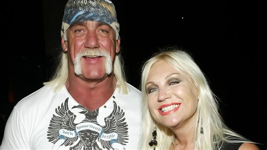 Hulk Hogan's ex-wife breaks down in tears and accuses him of being 'sex addict'