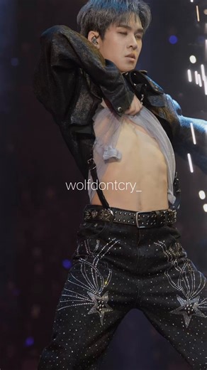 What in the fucking INSANITY IS THIS 4K AUAU FANCAM?!?