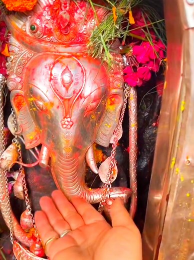 ॐ गं गणपतये नमः — गणेश भक्तिमय मन्त्र र भजन