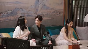 The CEO taunts the wicked woman for acting, and she's too mad to mess with Cinderella. 總裁內涵心機女在裝柔弱，她快被氣瘋了也不敢惹灰姑娘 剧名（Drama name）: 我被沐少宠哭啦 Be Spoiled #cdrama #甜宠 #chinesedrama #爱情 #偶像剧 #霸道总裁 | 热剧独播 hot dramas | Facebook