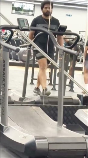 అల్లు అర్జున్ Gym Workout చూస్తే షాక్ అవుతారు || Allu Arjun Gym Workout For His Next Movie || HC