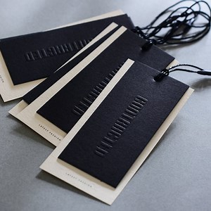 [Hot Item] Firm Recycled White Paper Hang Tag Eyelet Rope Custom Printed Swingtag Price/Name/Brand/T-Shirt/Clothing/Hoodies Tags Labels