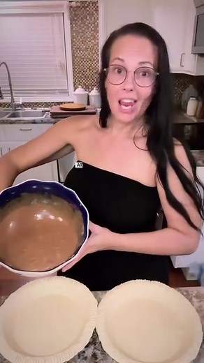 29K views · 609 reactions | How to make chocolate chess pie! Ingredients: 4 eggs2 cups sugar1/4 cup separated, milk1/2 tsp salt2 tbsp cornmeal1 tbsp AP flour1/2 cup melted butter1 tbsp white vinegar1 tsp vanilla extract1/4 cupunsweetened cocoa powderBake in oven 350° forward 50 to 60 minutes#chesspie #chocolatechesspie #pie #pies #homemade #homemadepie #homemadepies #easy #easyrecipes #cooking #cookingathome #baking #aprilsunrisefarm | April SunRise Farm | Facebook