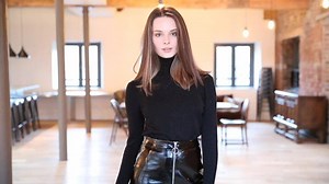 You need to see this incredible video of BOSS babe Francesca 📽 We can’t get over how glossy her hair is, especially on a drizzly day in Manchester! http://bit.ly/2oboKcA | Boss Model Management