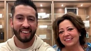 'I Love A Mama's Boy': Matt Dishes On Bringing His Mom Kelly On A First Date | Access