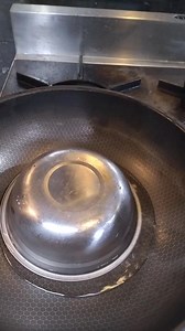 Only science can explain the process🤓 #kusinerofoodblogs #kitchenlife #experiment #facebookvideo #geniuschallenge #followerseveryonehighlightseveryoneb | Jayson Lorenzo Cahilig