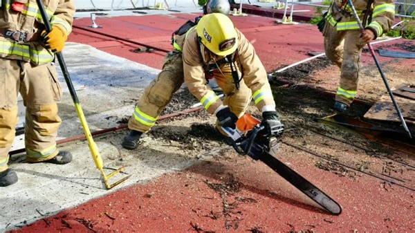 1K views · 24 reactions | #CALFIRE/NapaCountyFire Vertical Ventilation Training** One of the many skills that firefighters need to learn is the art of proper ventilation. This is a coordinated skill that is put into action during structure fires and in order to be effective, crews have to be proficient with chainsaws and building construction to ensure that proper ventilation is achieved. @CALFIRE | CAL FIRE Sonoma-Lake-Napa Unit | Facebook