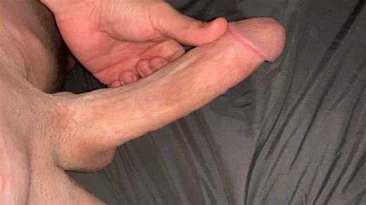 ON EDGE 8 INCH MONSTER COCK JERK OFF IN BED! INTENSE MOANING