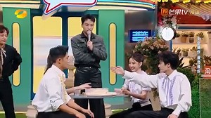 [ENG SUB] #MaoXiaotong CUT | Mao Xiaotong, the main player in water splashing, consistently performs well, leaving opponents questioning life after getting splashed 💦😄 | Mangotv Celebrity
