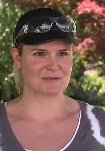 Bath Crashers S01:E10 - Nature-Inspired Eco Bath