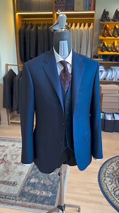 Navy 3p Suit #Kingsman #Kingsmanvietnam #Vest #Suit #áosơmi #đồngphục #quầntây #mayđo #Bespoketrousers #Bespoke #trousers #vestcưới #suitcưới #chúrể #côdâu | Kingsman Vietnam