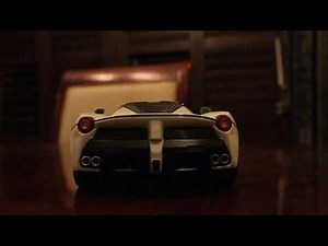 Ferrari LaFerrari 1/18 Scale Diecast Review by Hot Wheels Elite!