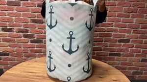 Lunarable Damask Laundry Bag, Swirled Shabby Form Leaf Flowers Background Classical Style Victorian Print, Hamper Basket with Handles Drawstring Closure for Laundromats, 13" x 19", Pale Seafoam Brown