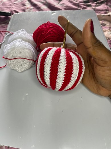 23K views · 362 reactions | Parte 6 Enseñando Hacer Adornos Navideños A Crochet | Yo Milena | Facebook