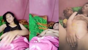 Dedek Mei Rebahan Omek Santuy Lepas Handuk Bugil