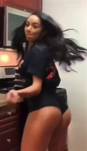 brittany renner twerking bouncing ass