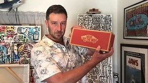 @bradysmithhere made me some custom kicks. Want a pair of your own? Head over to Bradysmith.com and get your own piece of foot art 😘😝😜 | Tiffani Thiessen
