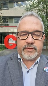 Arató Gergely a MÁV-HÉV Zrt. központjába ment, hogy az állami cég vezérigazgatójával egyeztessen az új HÉV-szerelvények beszerzéséről. A DK képviselőjével érdemben nem álltak szóba, de Arató Gergely addig fog elmenni a MÁV-HÉV központjába, amíg nem adnak érdemi tájékoztatást a szerelvények beszerzésének ügyében. Kövesd élőben és oszd meg Arató Gergely sajtótájékoztatóját! 🇭🇺🇪🇺 | Demokratikus Koalíció