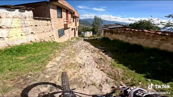 Explora Cajamarca con Enduro MTB y GoPro Hero 11