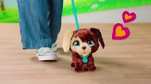 furReal Walkalots Grandes paseos (Cachorrito) Viene con una correa removible de dos piezas para pasearla por el piso Empújalas con la correa y él avanzará con su distintivo andar, bamboleando la cabeza. Además, hace sonidos de animales y sonidos graciosos para que el paseo sea más divertido. Disponible en todas las sucursales. Contamos con DELIVERY y envíos a todo el País. | Estoy Juguetería