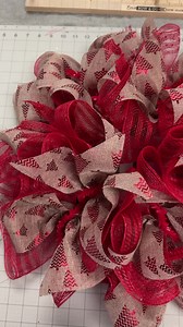 27K views · 298 reactions | Have you experimented with 6 inch burlap roll to enhance your wreath base? | BBCrafts | Facebook