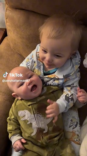 7.8K views · 200 reactions | Ouch Charlie ouch | 1000-lb Sisters Fans TLC | Facebook