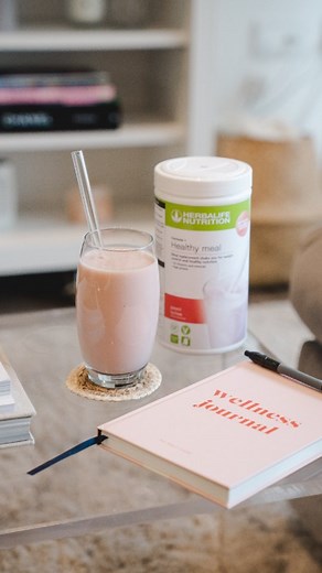 Herbalife España on Instagram: "¡Dale sabor a tu verano con el F1 Edición Limitada Melocotón y Lichi 🍑!⁠ ⁠ Es…⁠ ⁠ 🍑 Alto en proteína⁠ ⁠ 🍑 Contiene 26 vitaminas y minerales⁠ ⁠ 🍑 ¡Y con un delicioso sabor frutal! ⁠ #Herbalife #HerbalifeEspaña #BatidoF1 #ControldePeso #BatidoSustitutivo ⁠"