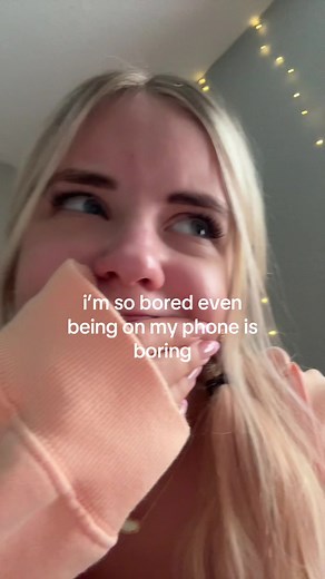 So Bored Even My Phone Is Boring