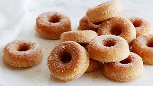 82K views · 898 reactions | Make like Homer Simpson and get your hands on these little rings of heaven. Mmm, doughnuts  | Food Network UK | Facebook
