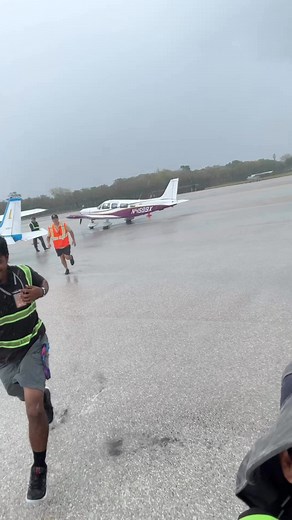 Rain is approaching. | Island trip