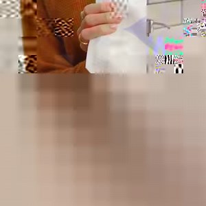 Still using plastic soap dispensers? Start the new year off right by switching to premium glass dispensers, free with your first order from Grove. | Grove Collaborative