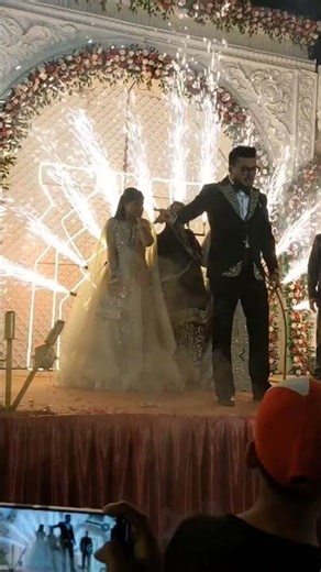 Beautiful Indian Bridal Entry 😍 | Grand Dulhan Entry at Indian Wedding