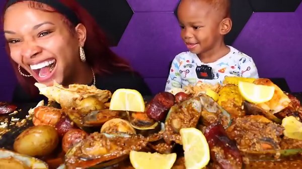 27K views · 1.2K reactions | SMACKING TOO MUCH PRANK ON BABY ELIJAH + GREEN LIPPED MUSSELS MUKBANG | QUEEN BEAST SEAFOOD BOIL | Mukbang & Eating show | Facebook