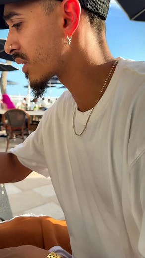 My wife said she’ll pay the bill if I treat her like a oyster 😋 😂😂😂😂😂 Part 1 | Juss_intimehd