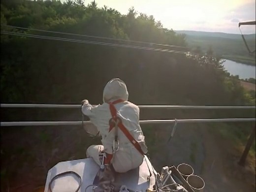 Most dangerous work: High Voltage Line via Helicopter