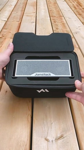 One of our team members got to unbox a Jamstack 2 prototype earlier this summer😍 We CANNOT WAIT to get the real de into your hands and onto your instruments 🎸🎹🎻 #jamstack #jamstack2 #portableamp #miniamp #smartamp #guitaramp #amplifier #new | Jamstack