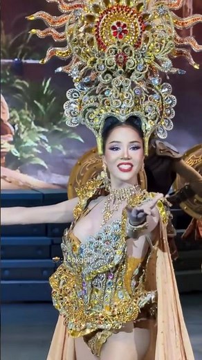 Ladyboy Tong Da Is Just Perfect at Colosseum Show Pattaya