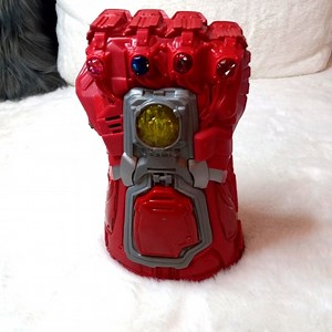 Avengers Endgame Infinity Iron Man Electronic Fist Gauntlet