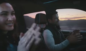 Misguided TV ads send wrong message about hands-free driving: Roadshow