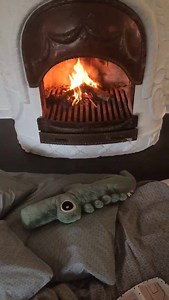 Cuddle up in front of the fireplace with your deer friends and family 🎄 | Done by Deer