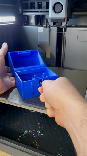 4.9K views · 47 reactions | Print in place treasure chest with key lock! #3dprinted #3dprinting #3dprint #3dprints #3dprinter #3dprinters #3dprinterfarm #3dprintfarming #MysticMesh3D #MysticMesh3DPatreon #MysticMesh3DTribes #cosplay #osrs #runescape #wow #mmo #mmorpg #treasure #treasurechest #printinplace | MysticMesh3D | Facebook