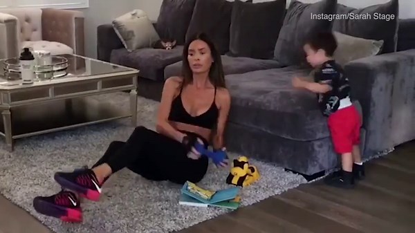 Model Sarah Stage shows off her workout at 6-months pregnant