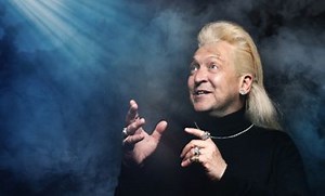 Clinton Baptiste: Spectral Intercourse – Wednesday 18 February 2026 The nation’s favourite clairvoyant medium, from Peter Kay’s Phoenix Nights, Clinton Baptiste is back with a new live show! 🎫 Book now: https://tinyurl.com/Clinton26-DMH #DeMontfortHall #Leicester #Comedy | De Montfort Hall